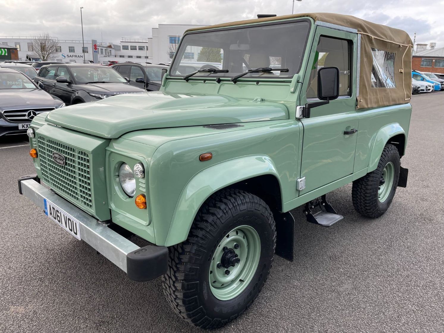 LAND ROVER DEFENDER 90 2.4 TDCI SOFT TOP — Vitesse Global LTD