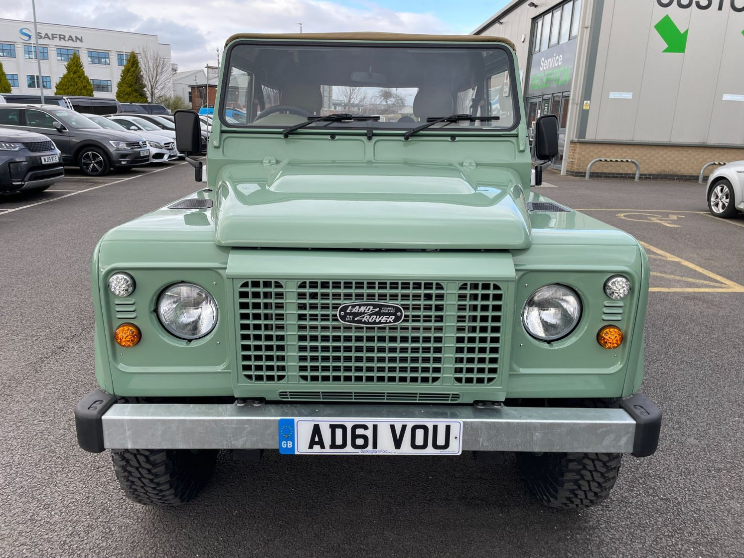 LAND ROVER DEFENDER 90 2.4 TDCI SOFT TOP — Vitesse Global LTD
